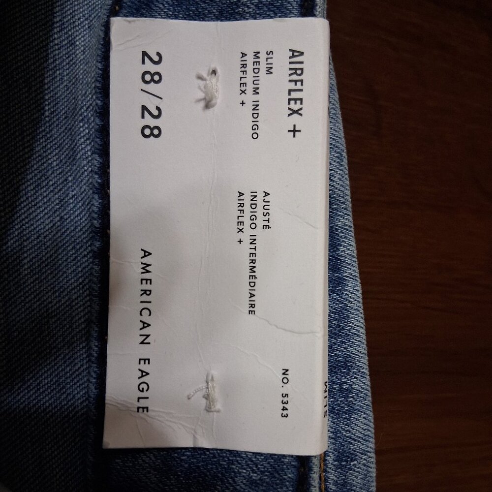 American Eagle men's slim jeans 28W 28L NWT!